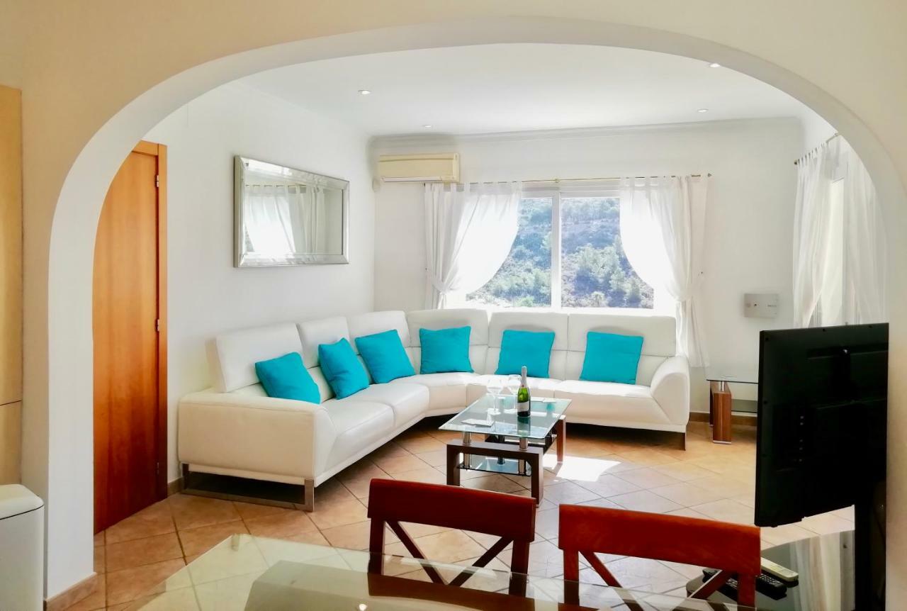 Villa Guapa With Gym Aircon Wifi 모라이라 외부 사진